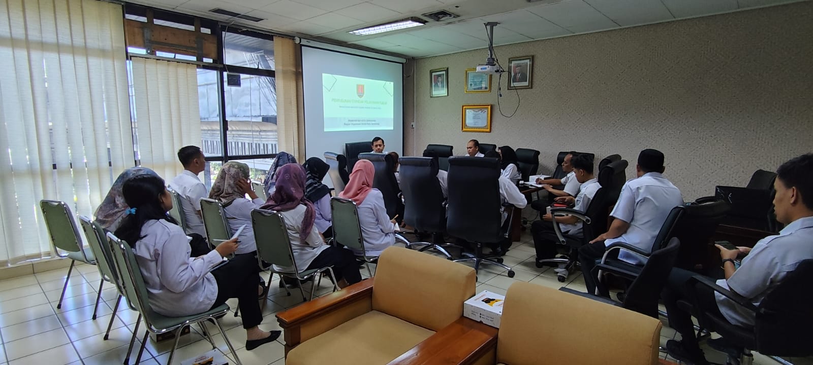 DISKOMINFO Kota Semarang Ikuti Rapat Penyusunan Standar Pelayanan Publik